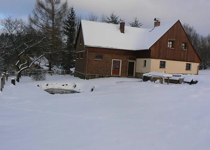 Na Louce Salmov Lodge *